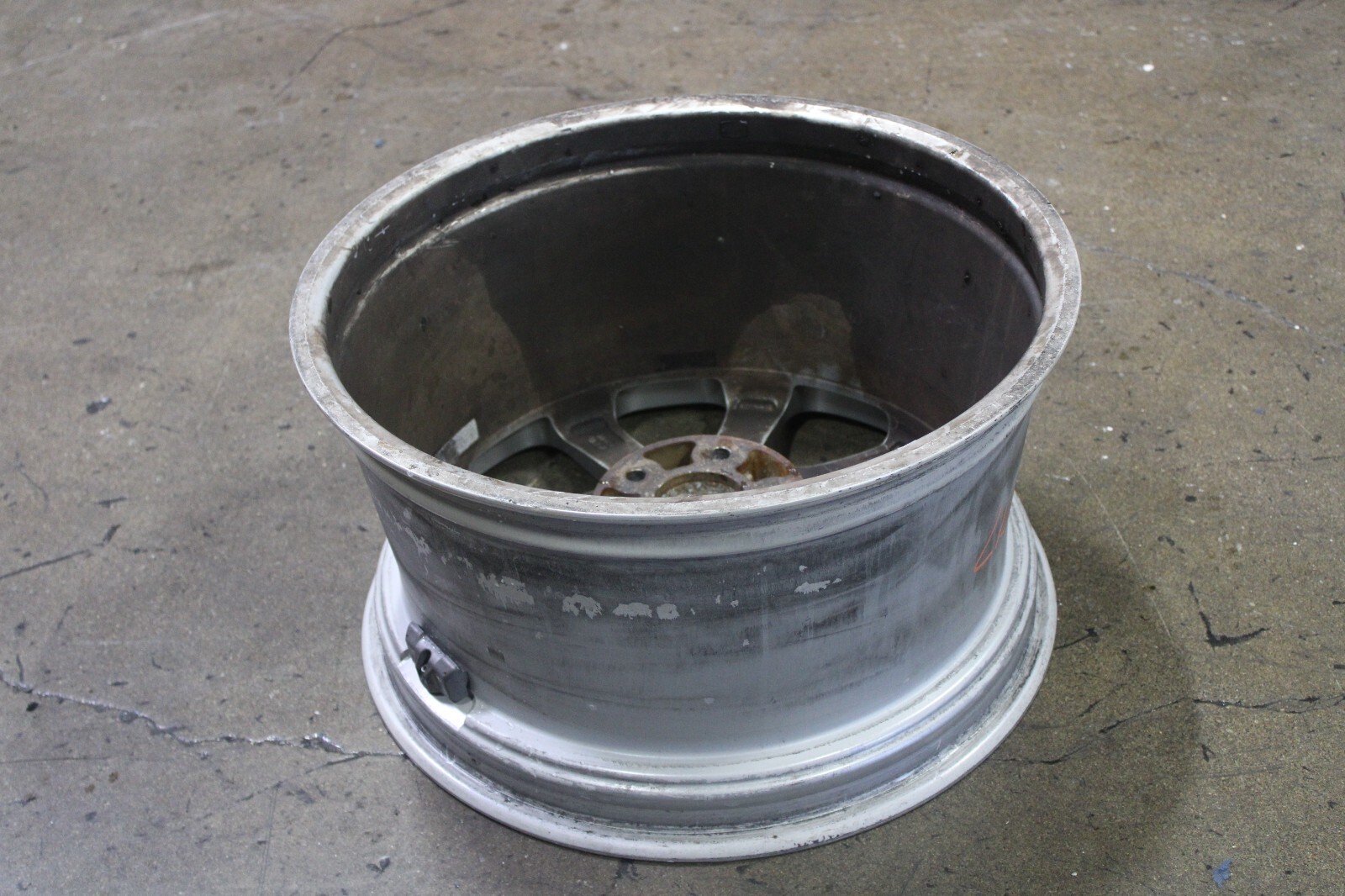 Maserati Quattroporte, Rear Wheel, Curb Rash, Used, P/N 82380806