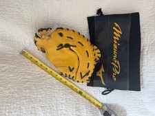 Mizuno Pro 12-inch First Base Mitt RHT Very Good Condition with Original Bag