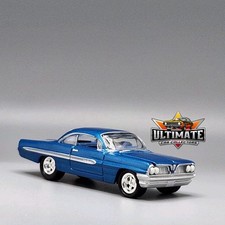 1961 61 Pontiac Ventura Collectible 164 Scale Diecast Model Collector Car