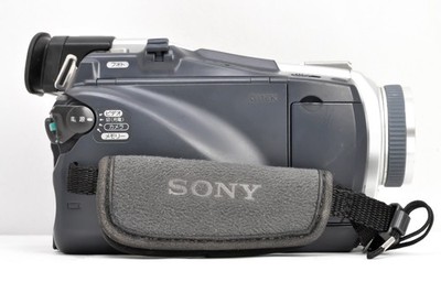 Sony Handycam DCR-TRV18 120x Zoom Mini DV Camcorder Nightshot Carl