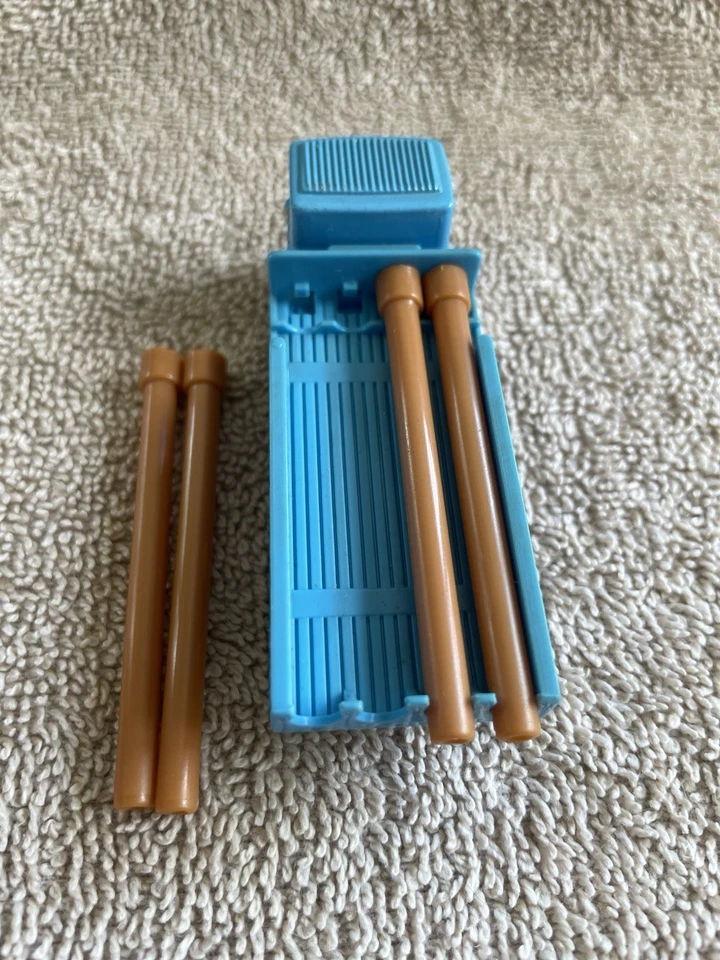 Vintage 1999 Hasbro Tonka Blue Pipe Truck 1:64 Maisto pre-owned- Hauler - Image 4 of 4