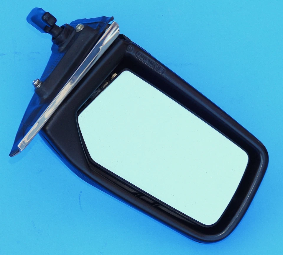 Espejo retrovisor con control remoto Mercedes-Benz W123 340 300 1977-85 OEM - LADO DEL CONDUCTOR Foto 2 de 4