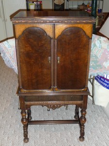 Antique Womens Solid Wood Flip Down Secretary Desk Ebay