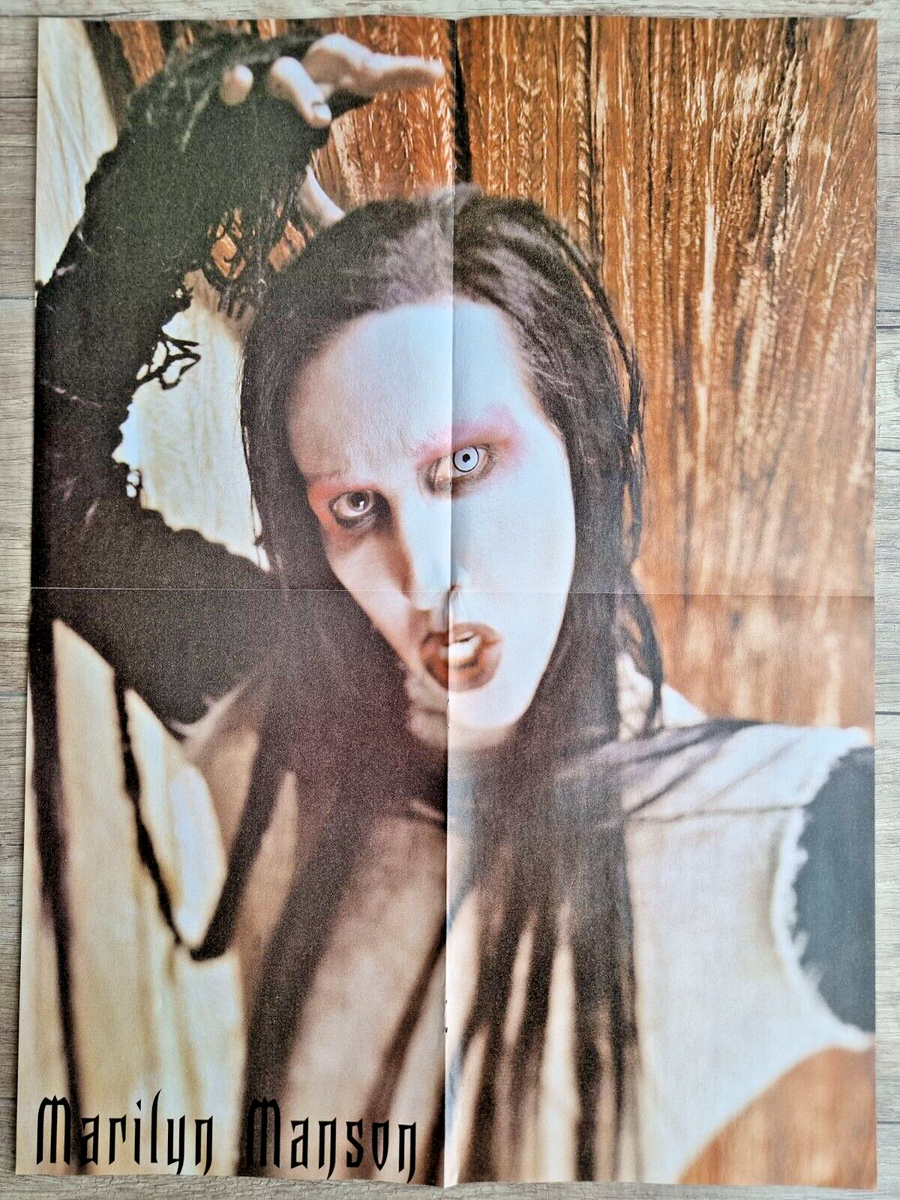 Poster: MARILYN MANSON from 2001 - 16 x 22 in. (40 x 55 cm