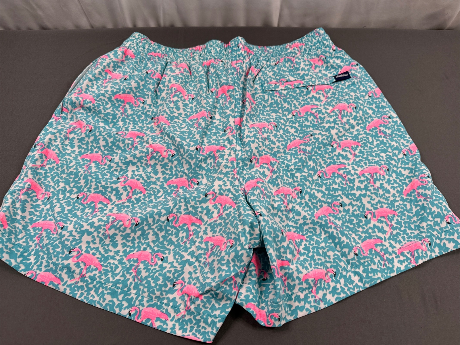 NWOT Chubbies The Domingos Are For Flamingos 5.5” Classic Swim Trunk Large