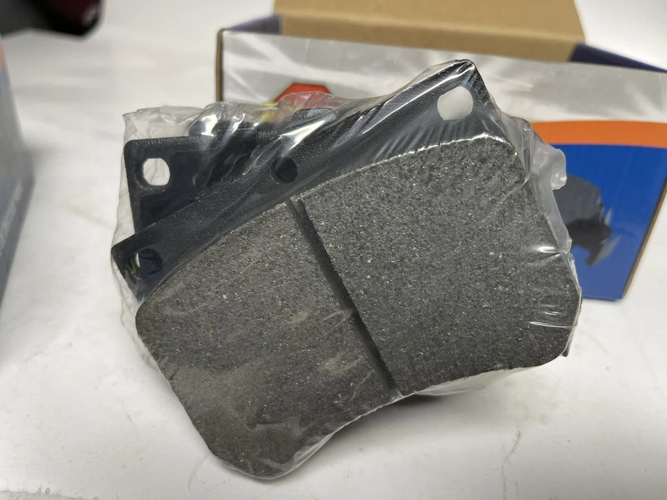 Комплект дисковых тормозных колодок передний дисковый тормоз EVS трение MD473 - Изображение 2 из 2