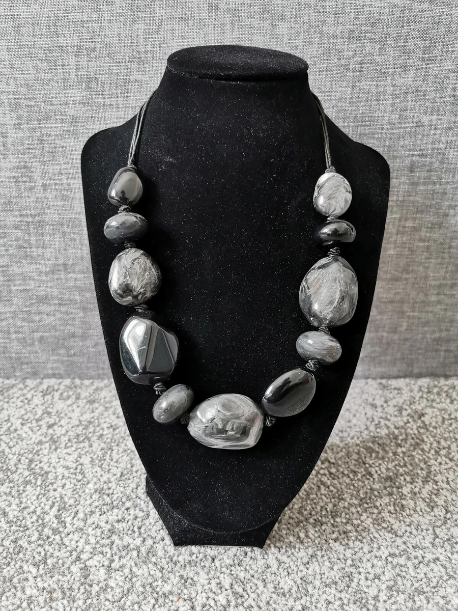 Mismatched 2024 beaded necklace
