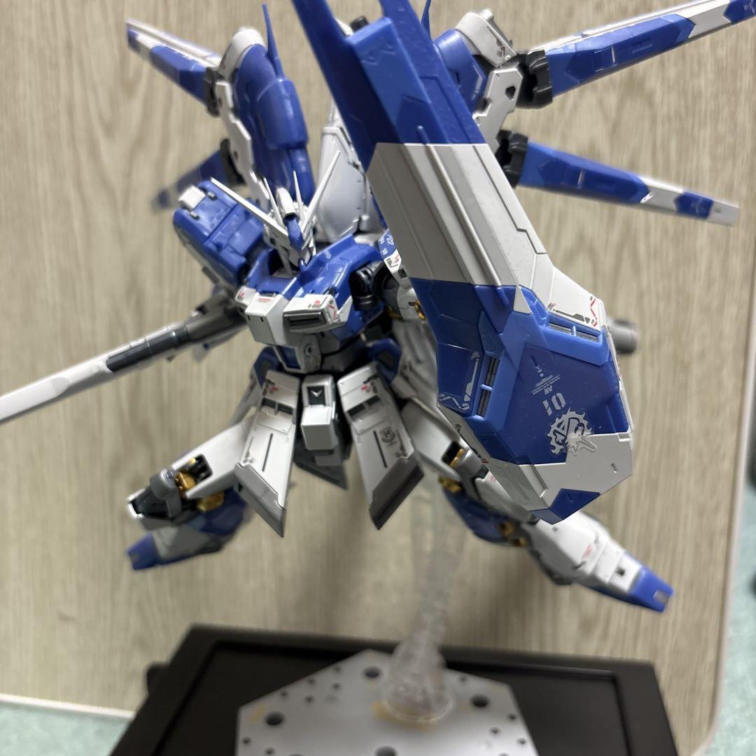 RG 1/144 Hi-ν Gundam (Titanium Finish) RG 1/144 Gundam Base Limited Hi-Nu Gundam [Titanium Finish