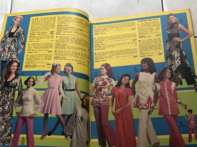Magazine Lana Lobell Fashion Spring 1972 Original Vintage_LDP Shop