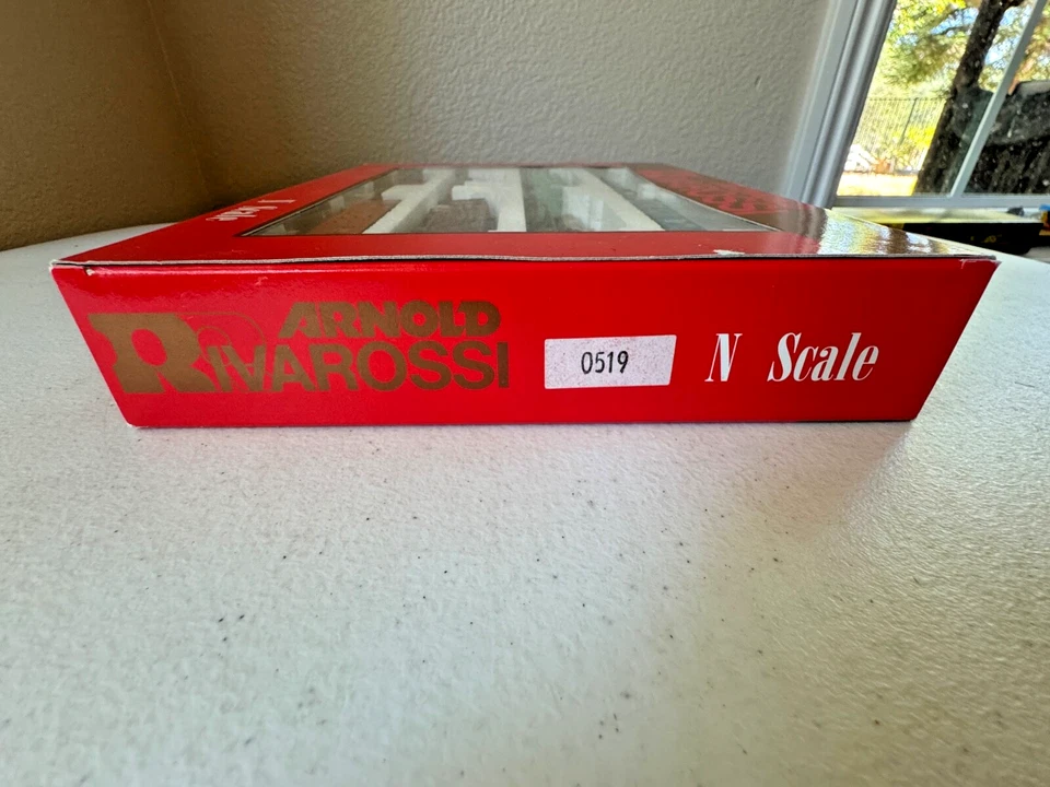 Rivarossi/Arnold #0519 N Scale 8 Pack North American Freight Car Set - LN - Image 2 of 4