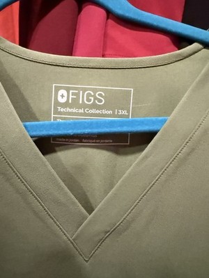 FIGS Scrub Top Women 3XL Olive Green V Neck Short Sleeve Pocket Classic V3