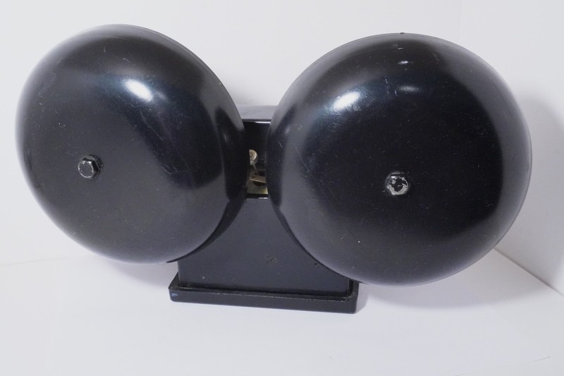 Original External RINGER w/ 6" Bells for a Large Warehouse Sold AS IS & Untested