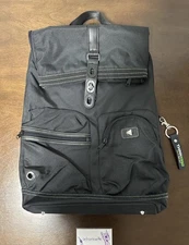 2017 ThinkGeek D&D Rolltop Backpack Bag of Holding Black Dungeons & Dragons Used