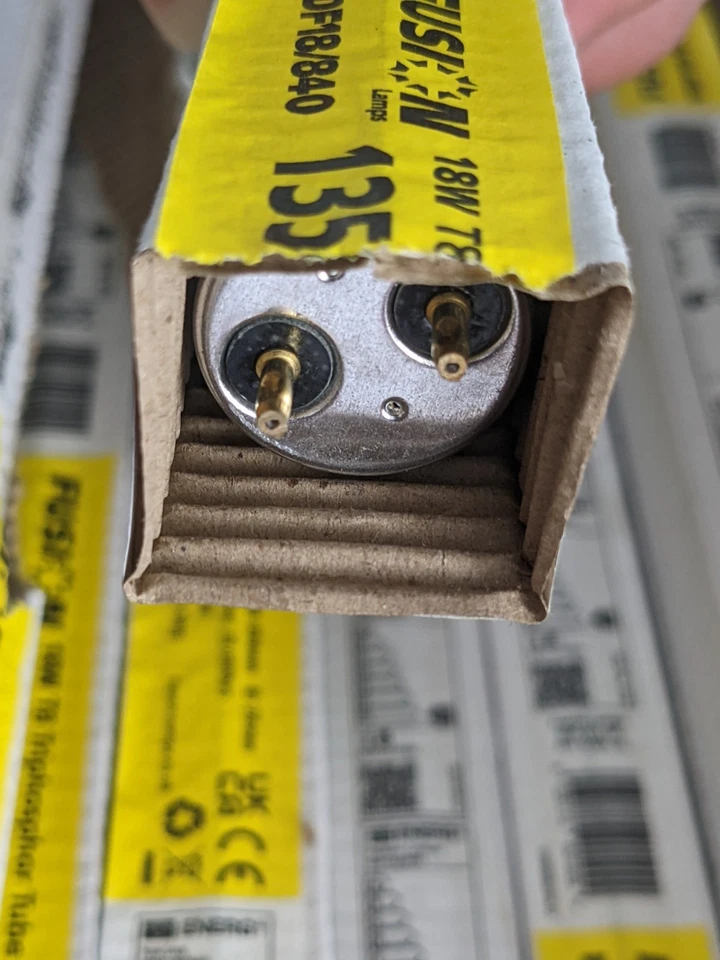 Fusion Lamp T8 Triphosphor 18w 240v 4000k Cool White Pack Of 5 604mm 1350lm G13 - Image 2 of 2