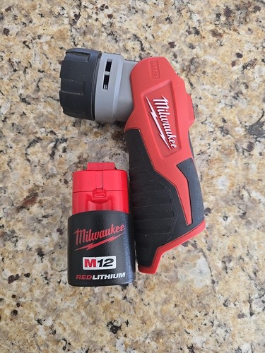 Milwaukee 12V Cordless Incandescent Bulb Worklight 49-24-0145 W/ M12 Battery