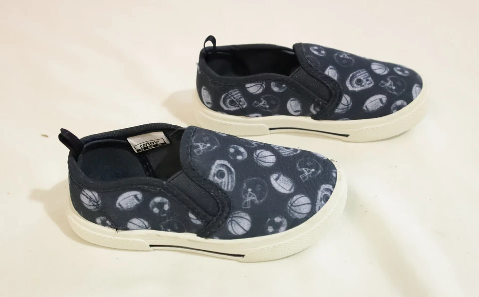 Zapatillas informales con estampado deportivo Carter's para niñas pequeñas DG4 azul marino talla US:7 EU:23 Foto 4 de 4