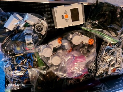 LEGO MINDSTORMS NXT 2.0 Complete W/box, Manuals, Expansion Set