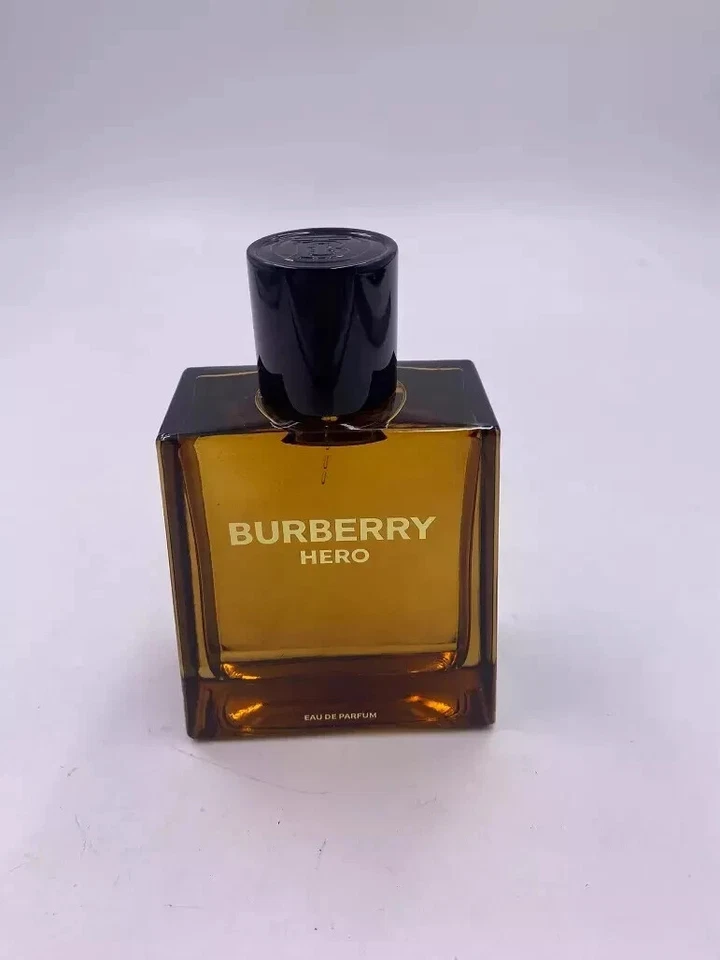 博柏利 Hero 3.3 盎司男士淡香精香水喷雾 100 毫升全新带盒 — 第 4/4 张图片
