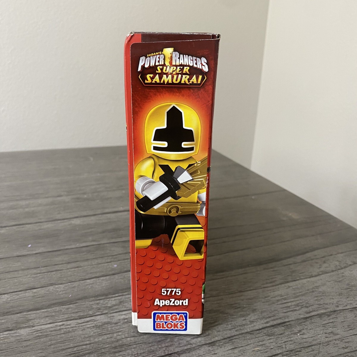 Mega Bloks Power Rangers 2 in 1 ApeZord Super Samurai Yellow