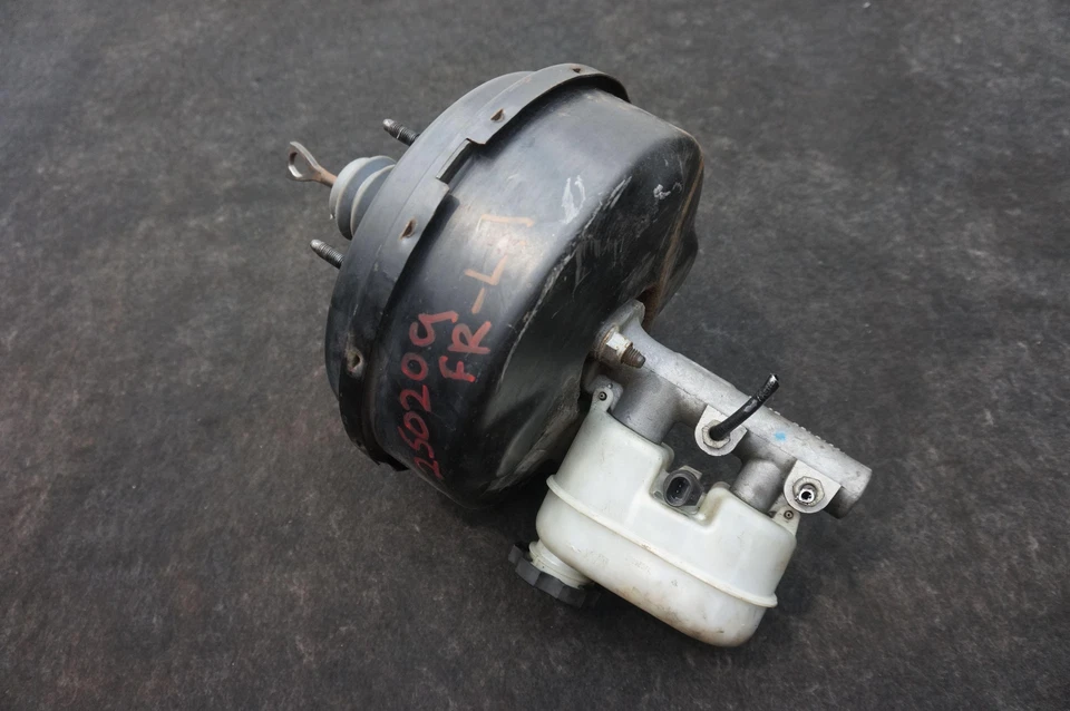 Depósito de cilindro maestro de refuerzo de freno eléctrico OEM 18060788 Chevrolet SSR 2003-06 Foto 4 de 4