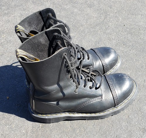 Dr. Martens 8761 Mens Steel Cap Toe 10 