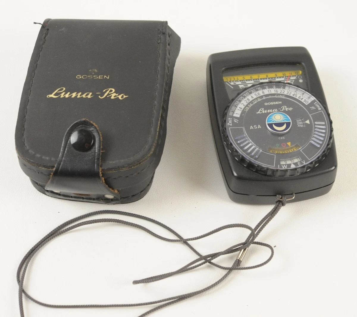 西ドイツ製 GOSSEN LUNA-pro 露出計 中古品 西ドイツ製 GOSSEN LUNA