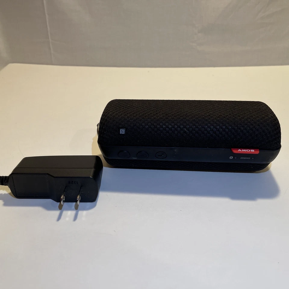 Altavoz portátil inalámbrico Sony SRS-BTS50 Foto 4 de 4