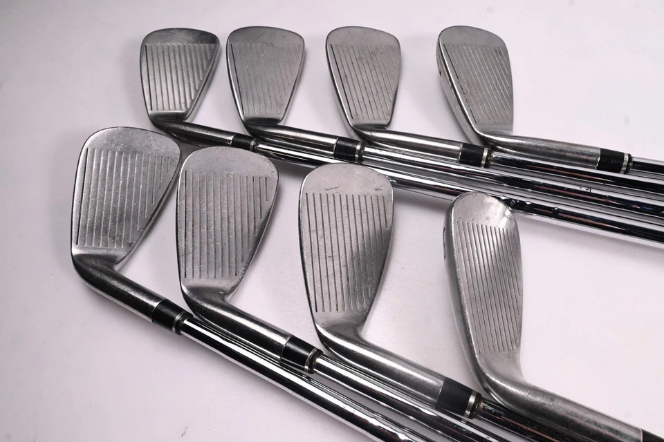 Wilson Ci7 Irons / 4-PW+SW / UniFlex TX 105 Shafts - Image 3 of 4