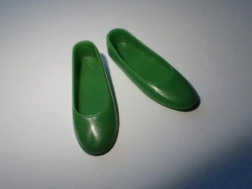Vintage Barbie Skipper Doll Pair of Green Flats Shoes Japan