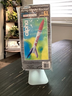 Estes Alpha Complimentary Flying Model Rocket Beginner Launch Set Kit 1225 NEW