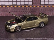 1/64 motorhelix Nissan skyline GT-R R34 v spec II Nissan Skyline Jade Age14+