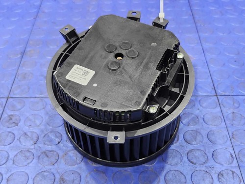 15-20 Chevy Tahoe Suburban Front Heater AC Blower Motor Assembly OEM 84418890 - Picture 6 of 8