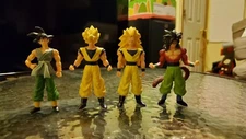 Dragon Ball Z Action Figure Lot - Goku - Vegeta