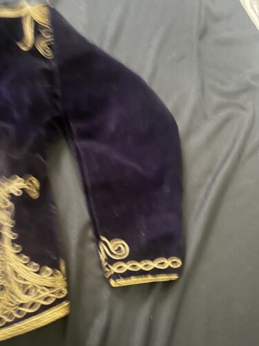 Chaqueta de terciopelo otomana antigua con hilos metálicos dorados - Imagen 6 de 10
