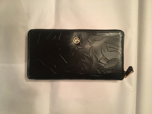 valentina zip around wallet