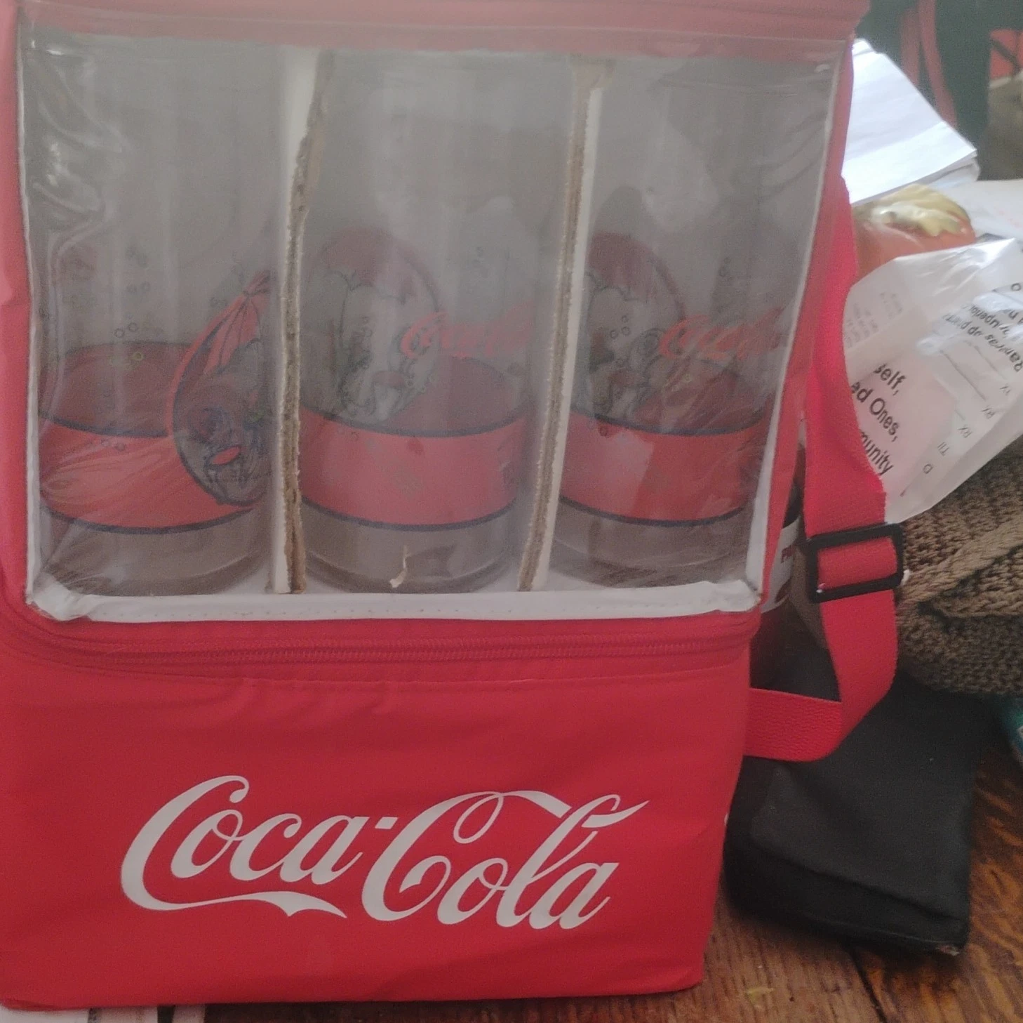 Coca-Cola Red Soft-Sided Insulated Cooler Bag w/ Clear Front, Soda Theme