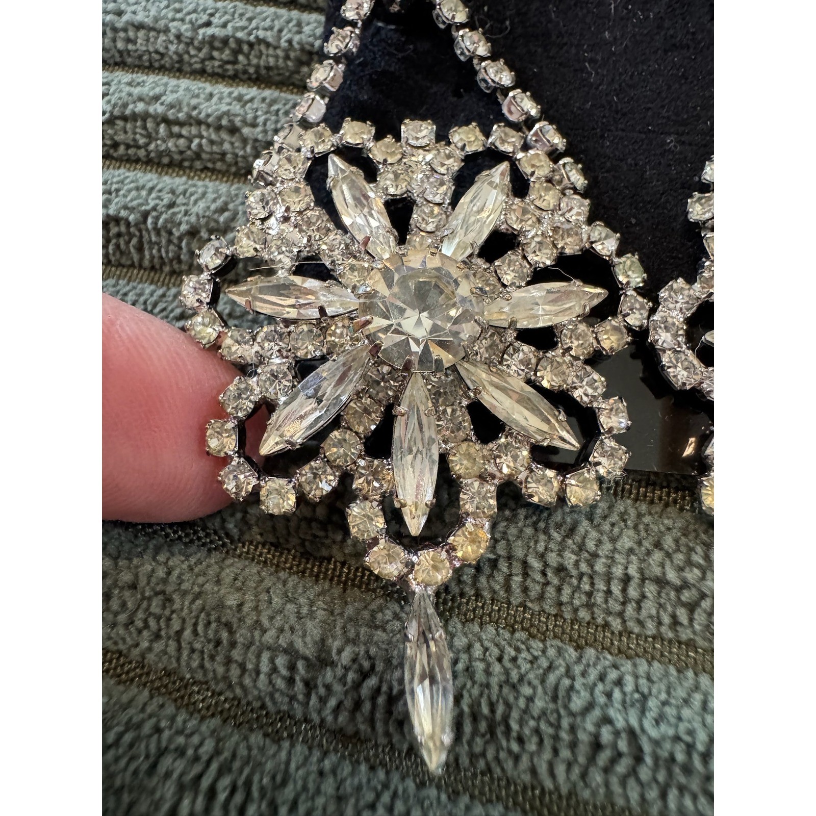 Dramatic Rhinestone Dangle Earrings Statement Pro… - image 2