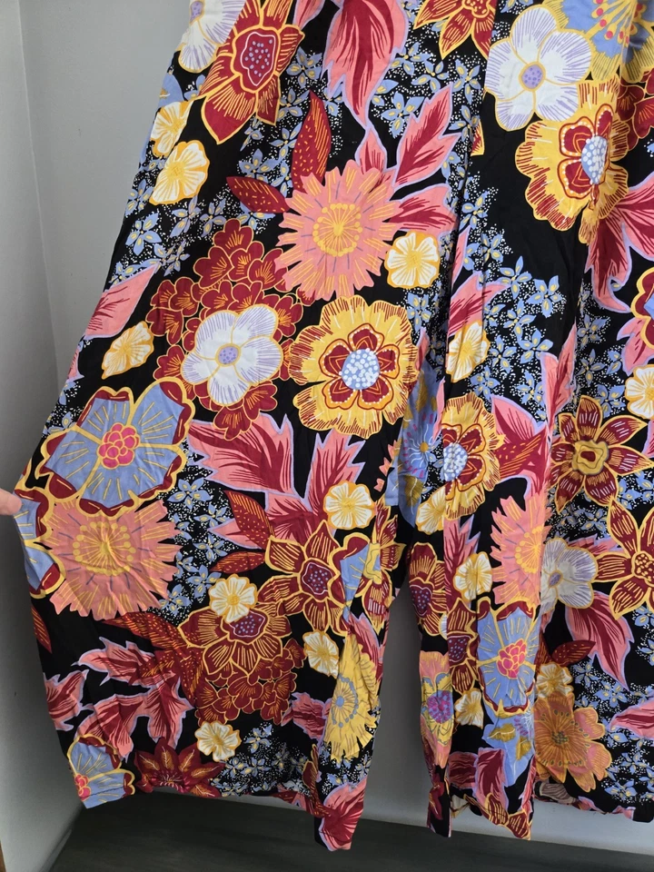 Nuevo con etiquetas Pantalones Capri Rachel Roy Cortos Mujer 1X Floral Pierna Ancha Pull On Negro Naranja Ye Foto 3 de 4