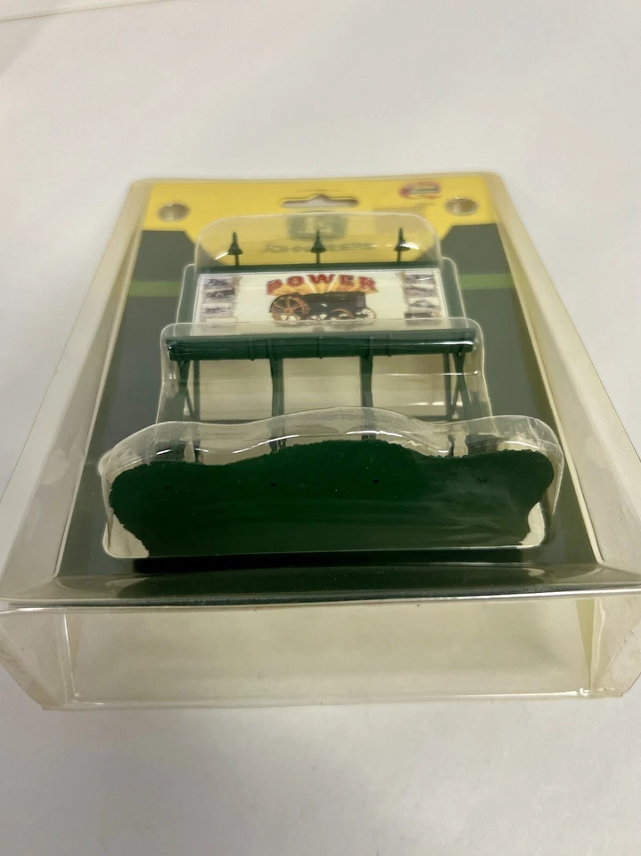 Athearn #8122, 1:87 scale. JOHN DEERE , Billboard  “power” - Image 3 of 4