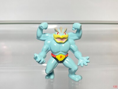 アメリカ購入品 表面はほぼ無傷 Machamp Machamp Pokemon Monster Bandai Clipping Collection Figure Toy