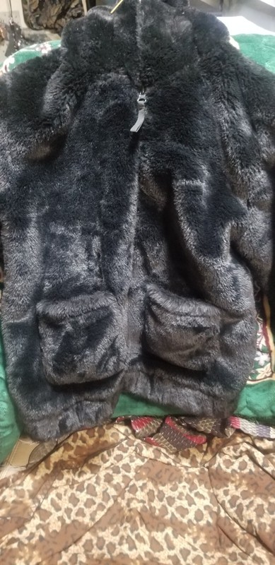  Girls FUR  COAT  BY H&M BLACK LARGE With HOOD.. VERY WARM 