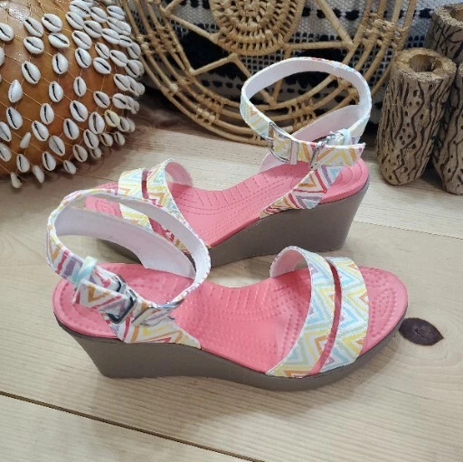 Crocs 15313 on sale
