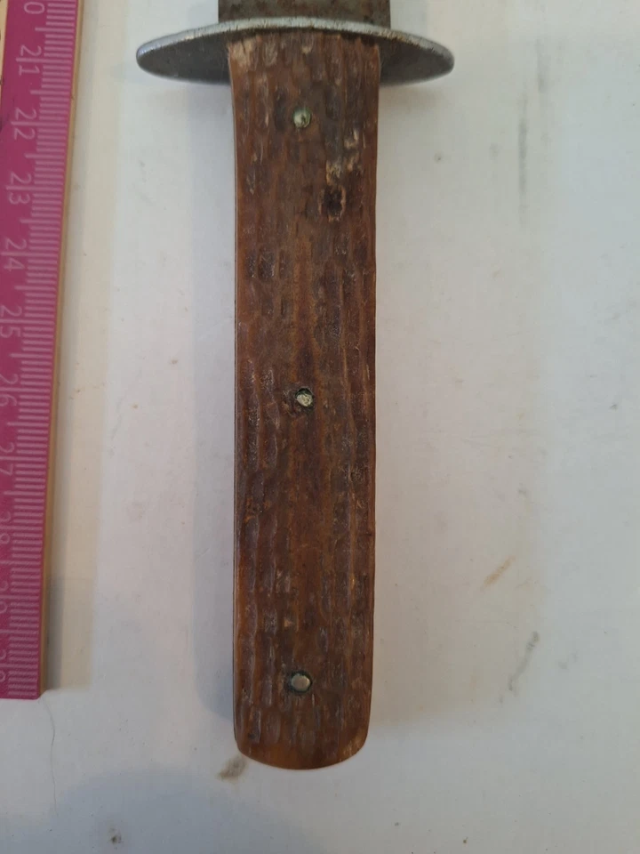 Looks to Be One Hell of an Old CaseXX с фиксированным лезвием - Изображение 2 из 4