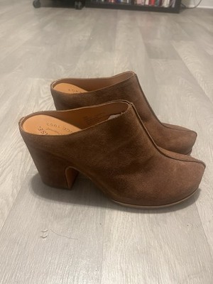 Kirk-Ease Suede leather Clog Size 10 Woman Boho