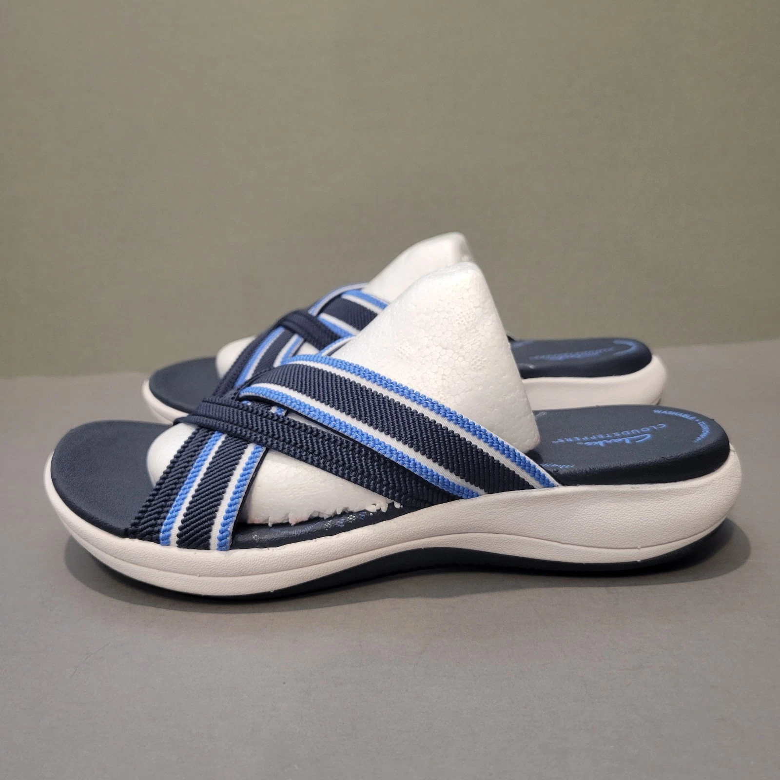 Sandali donna Clarks Cloudsteppers blu navy azzurro bianco righe 9