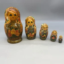 Vintage Wooden Russian Matryoshka Nesting Dolls Hand Painted Set of 5