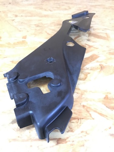 377349 Blende Scheinwerfer links MERCEDES-BENZ C-Klasse T-Modell (S204) A2048261