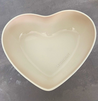 Le Creuset Keramik Servierschale Herz Shellpink