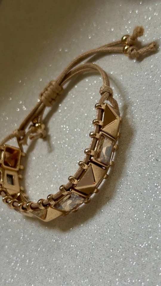 Pulsera Bomb Party Ghost Stories by Fire Stacks Champagne Haloween Otoño Foto 3 de 4