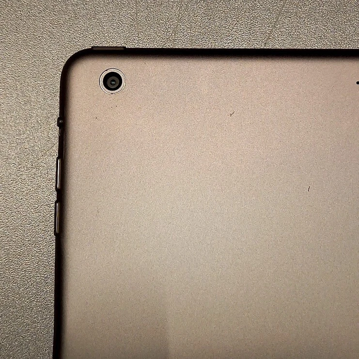 Apple IPAD Air (A1474) 16GB - Pas de Travail,Cassé Écran,Plié Corps,Pour Parts - Photo 2/4